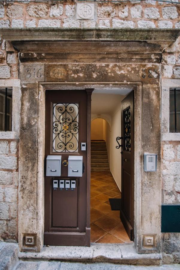 Art Deco * Dubrovnik